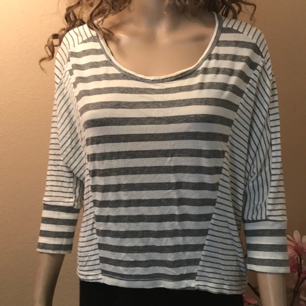Gray & White Striped Top Sz Small
